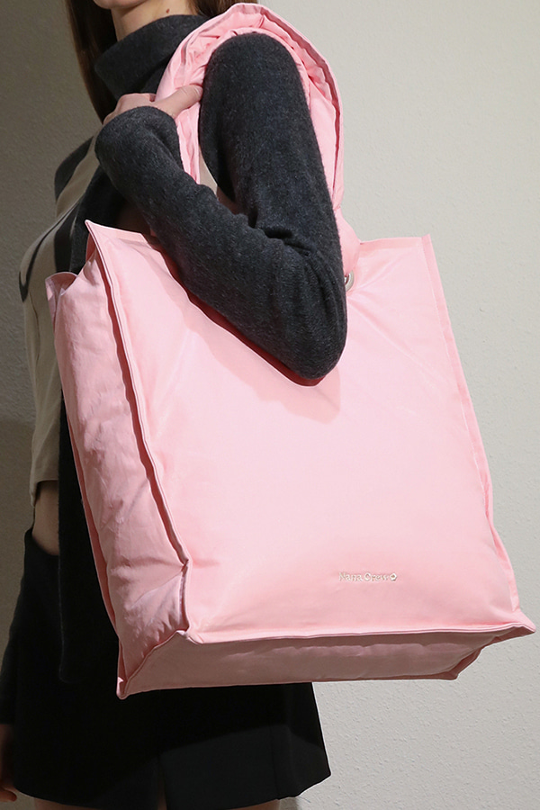 BELLY PUFFER TOTE BAG - BLUSH PINK